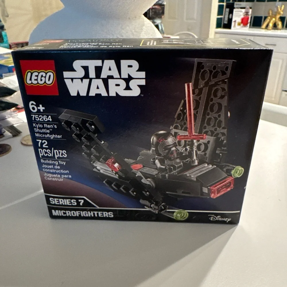 LEGO Star Wars 75264 Kylo Ren's Shuttle Microfighter Brand New Sealed Retired